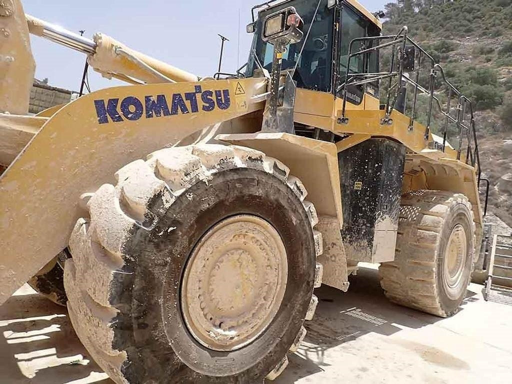 Komatsu WA600-8EO - Riteņu iekrāvējs: foto 3 Komatsu WA600-8EO - Riteņu iekrāvējs: foto 3