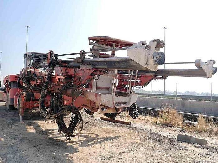 Urbšanas mašīna Sandvik DT821 C: foto 10