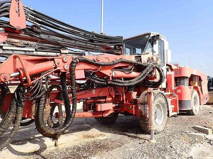 Urbšanas mašīna Sandvik DT821 C: foto 6