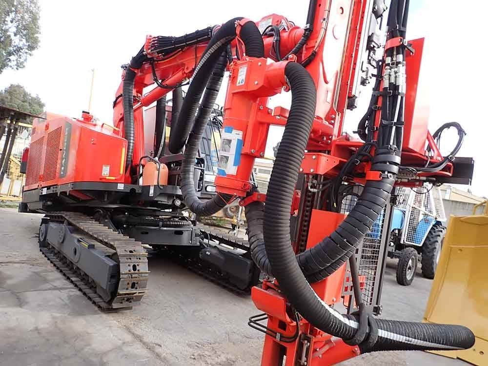 Urbšanas mašīna Sandvik DX800: foto 7