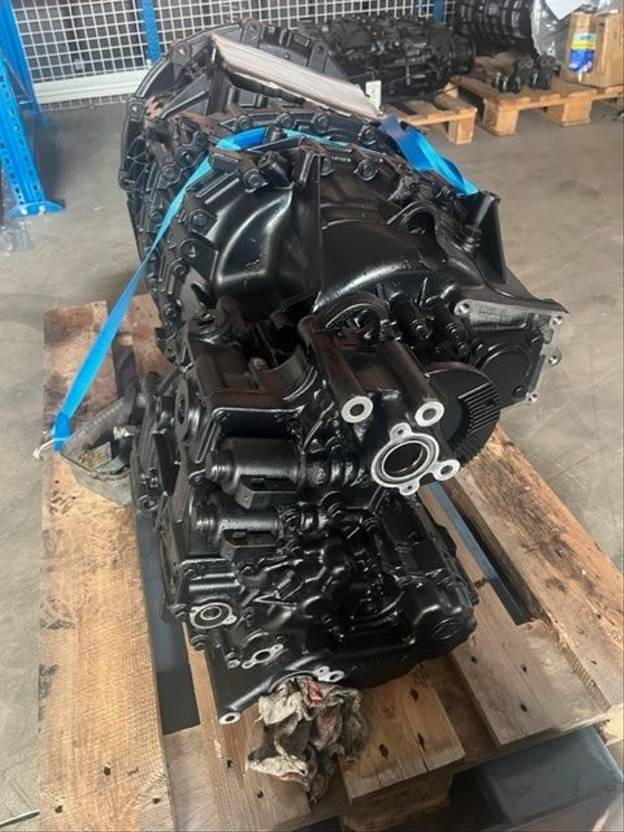 MAN TGA ZF 12AS2131 TD - Pārnesumkārba - Kravas automašīna: foto 4 MAN TGA ZF 12AS2131 TD - Pārnesumkārba - Kravas automašīna: foto 4