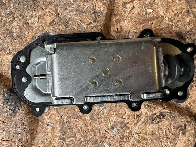 ZF Wählaktuator Getriebe 0501328597 - Pārnesumkārba un rezerves daļas - Kravas automašīna: foto 2 ZF Wählaktuator Getriebe 0501328597 - Pārnesumkārba un rezerves daļas - Kravas automašīna: foto 2