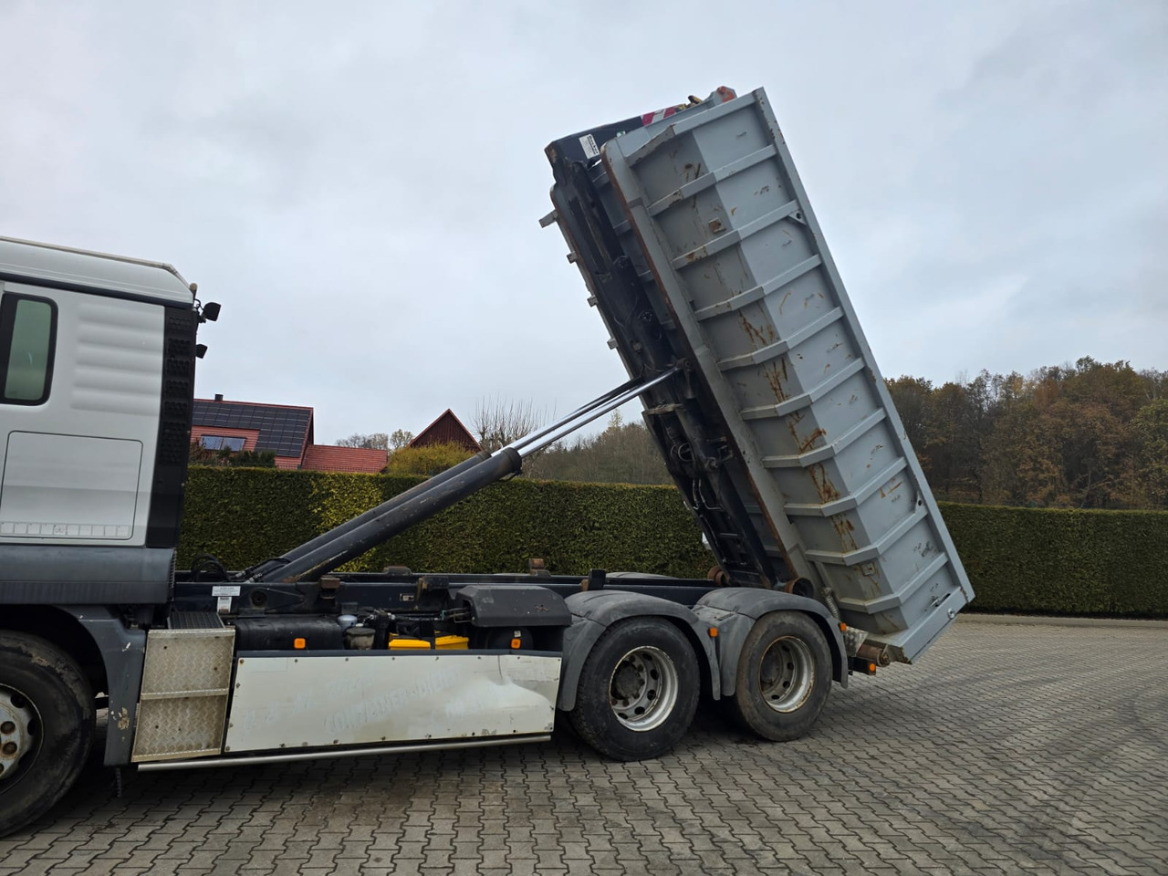 MAN 28.400 - Pacēlājs ar āķi: foto 4 MAN 28.400 - Pacēlājs ar āķi: foto 4