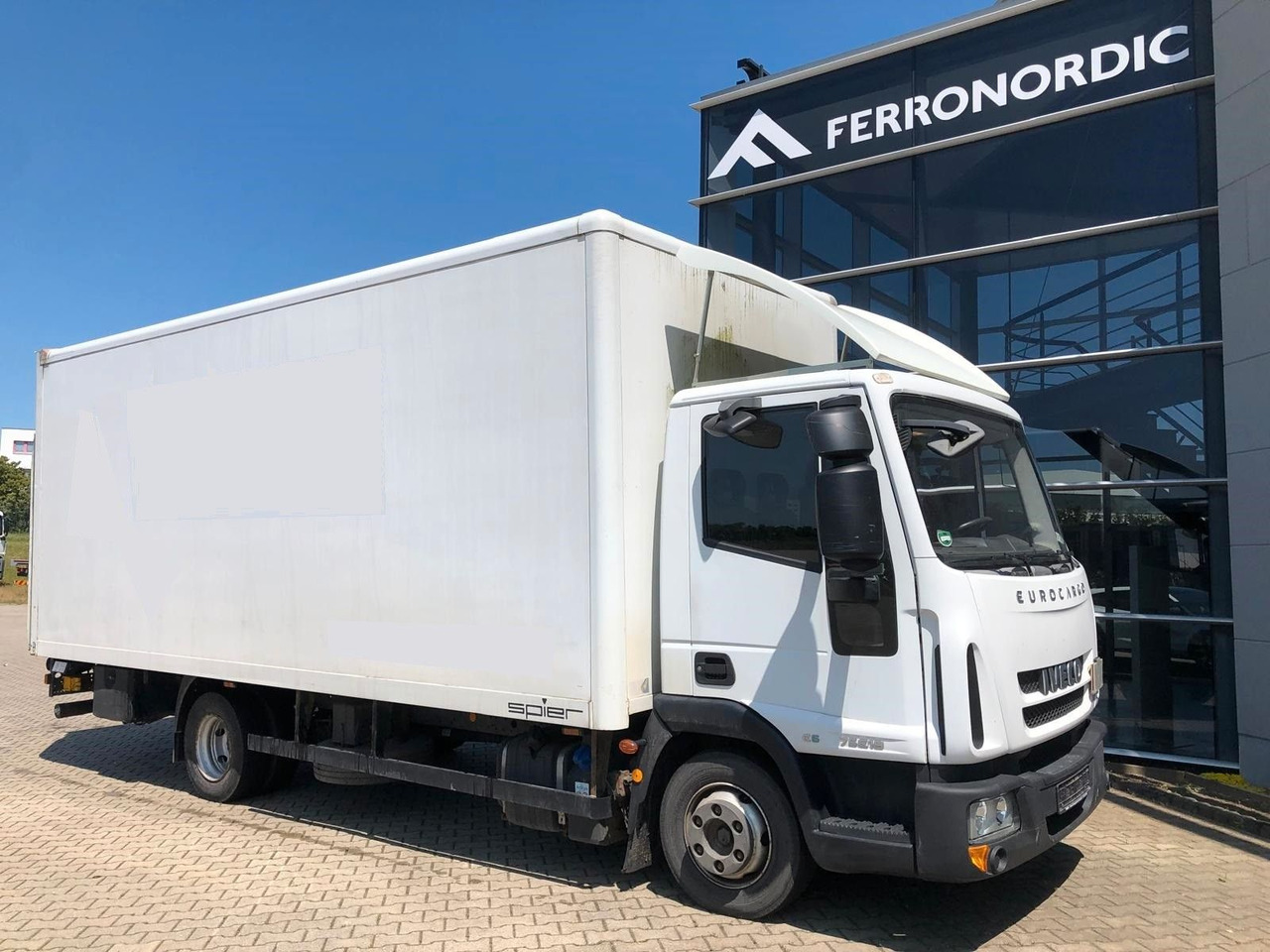 Iveco 75 E 190 Koffer*LBW*Schalter*Blatt/Luft*Klima - Furgons ar slēgtā virsbūve: foto 1 Iveco 75 E 190 Koffer*LBW*Schalter*Blatt/Luft*Klima - Furgons ar slēgtā virsbūve: foto 1