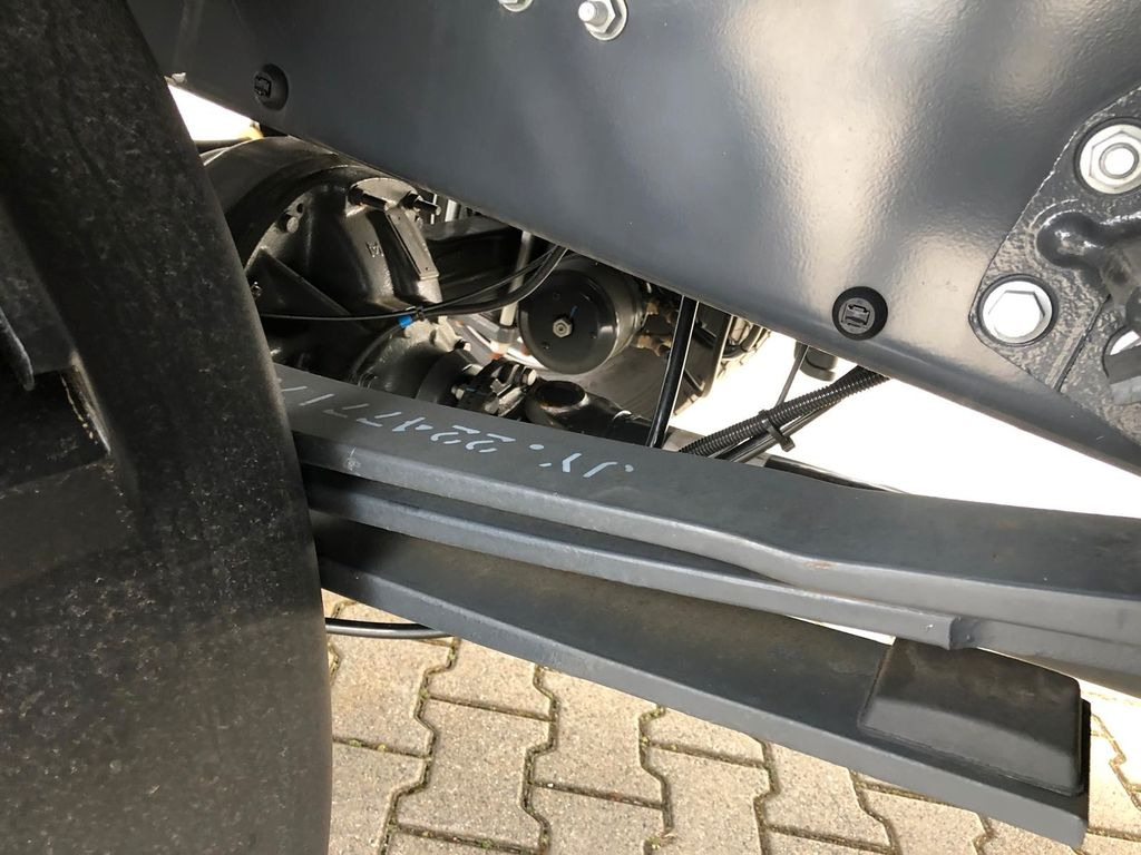 Bortu kravas automašīna/ Platforma Renault D 10.210 Klima*PTO*Motor Bremse*Blatt Federung Renault D10.210 Klima*2PTO*Motor Bremse*Blatt*Auch Miete: foto 13