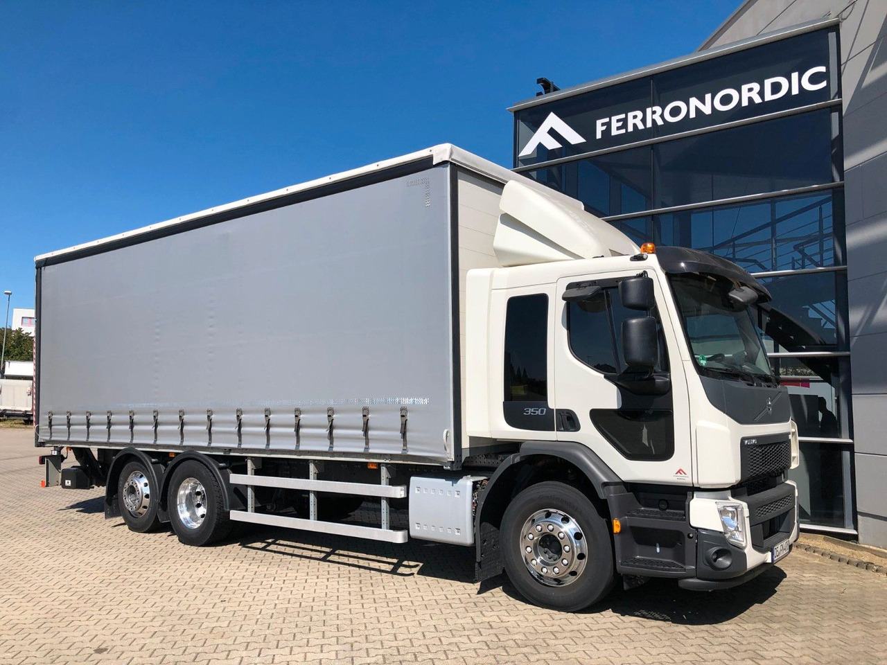 Volvo FE 350 6x2 Lenkachse*ALU*LBW*EDSCHA - Kravas automašīna ar tentu: foto 1 Volvo FE 350 6x2 Lenkachse*ALU*LBW*EDSCHA - Kravas automašīna ar tentu: foto 1