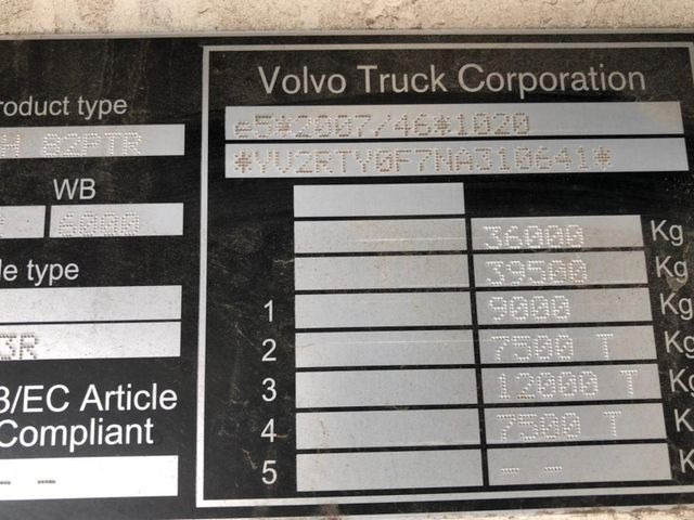 Volvo FH460 8x2 TRIDEM VLA&NLA gelenkt*FASSI F215AS.24 līzingu Volvo FH460 8x2 TRIDEM VLA&NLA gelenkt*FASSI F215AS.24: foto 28