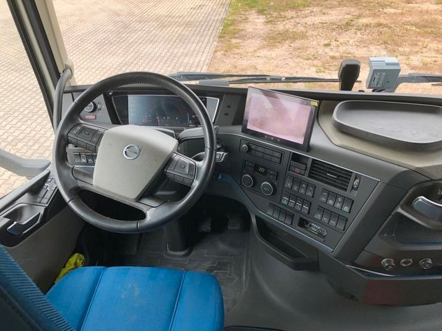 Volvo FH460 8x2 TRIDEM VLA&NLA gelenkt*FASSI F215AS.24 līzingu Volvo FH460 8x2 TRIDEM VLA&NLA gelenkt*FASSI F215AS.24: foto 20