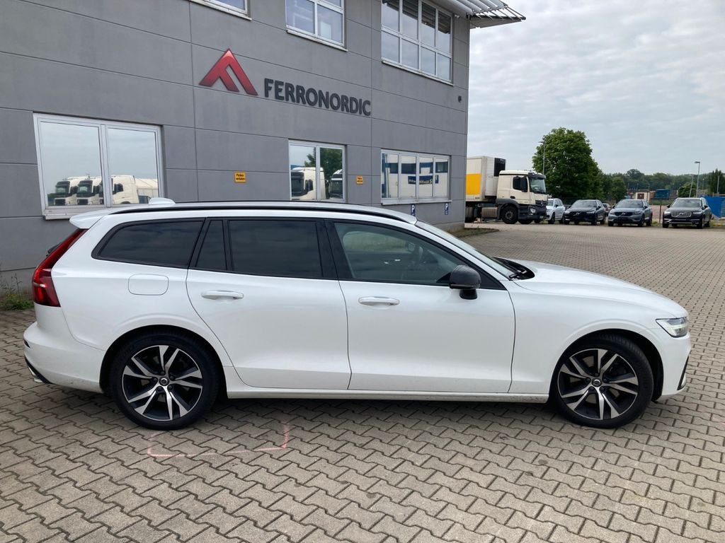 Volvo V60 T6 AWD R-Design Expression Recharge Plug-In Volvo V60 T6 AWD R-Design Expression Recharge Plug-In - Universālis: foto 4 Volvo V60 T6 AWD R-Design Expression Recharge Plug-In Volvo V60 T6 AWD R-Design Expression Recharge Plug-In - Universālis: foto 4