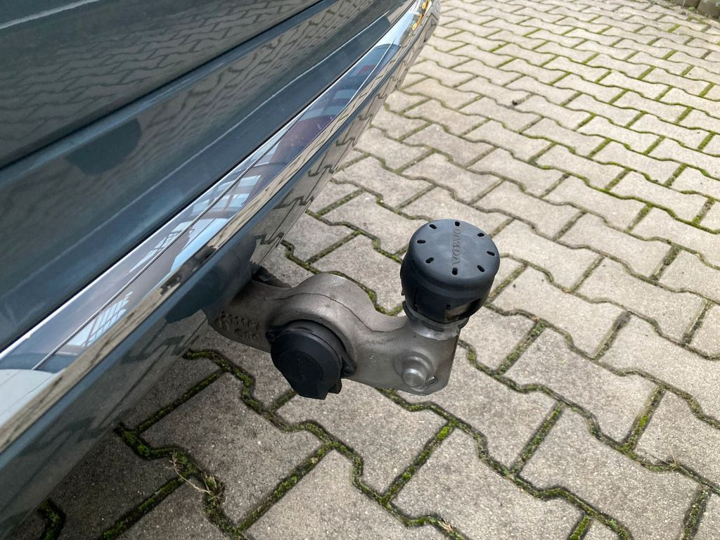 SUV Volvo XC 60 T6 Inscr. Rech. Plug-In Hybrid AWD Md.2022: foto 17