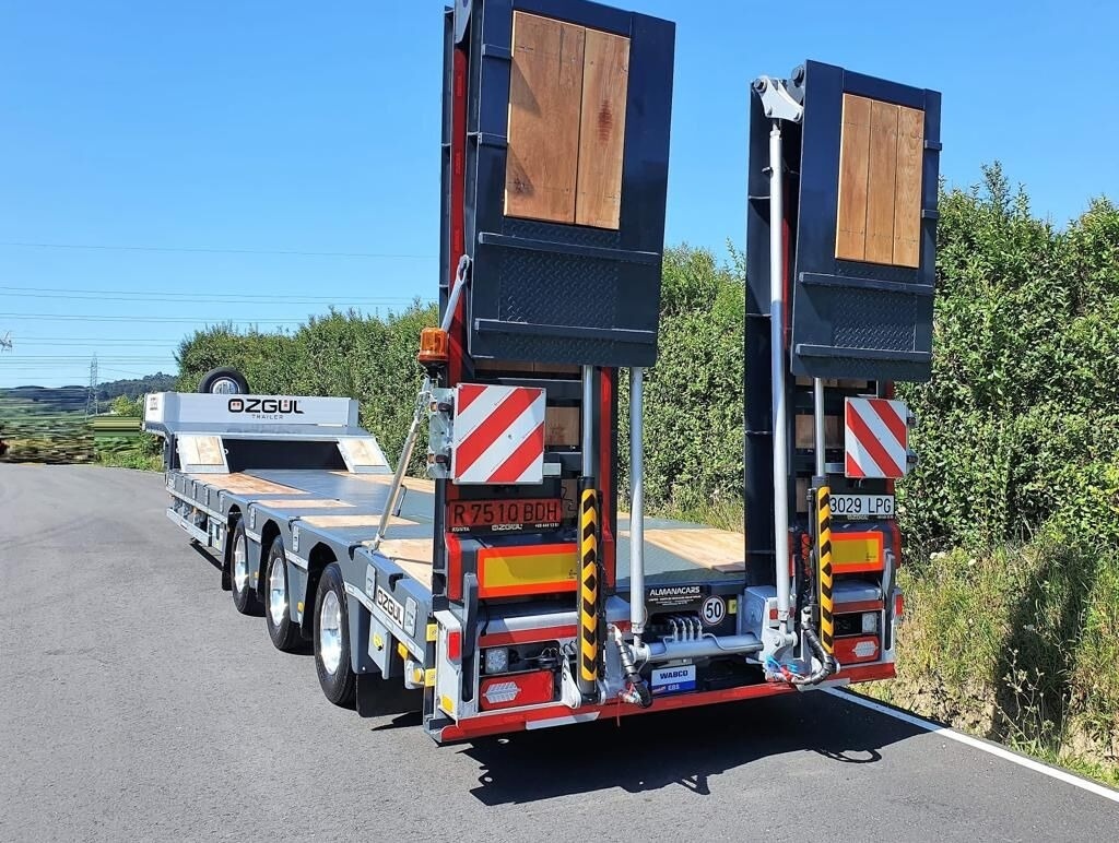 Jaunā Puspiekabe zema profila platforma Özgül 3 AXE LOWBED SEMI TRAILER: foto 18 Jaunā Puspiekabe zema profila platforma Özgül 3 AXE LOWBED SEMI TRAILER: foto 18