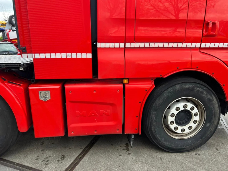 Vilcējs MAN TGX 41.560 TGX 41.60 8x4/4 BLS: foto 7