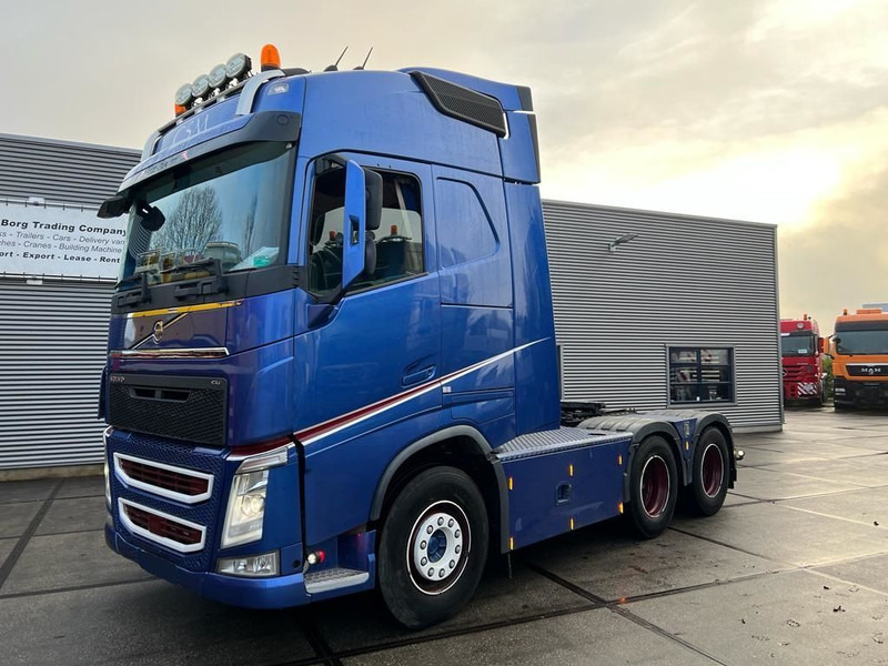 Volvo FH 13.500 6x4 Tandem lift - Vilcējs: foto 1 Volvo FH 13.500 6x4 Tandem lift - Vilcējs: foto 1
