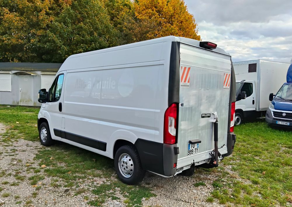Fiat Ducato - Kravas mikroautobuss: foto 3 Fiat Ducato - Kravas mikroautobuss: foto 3