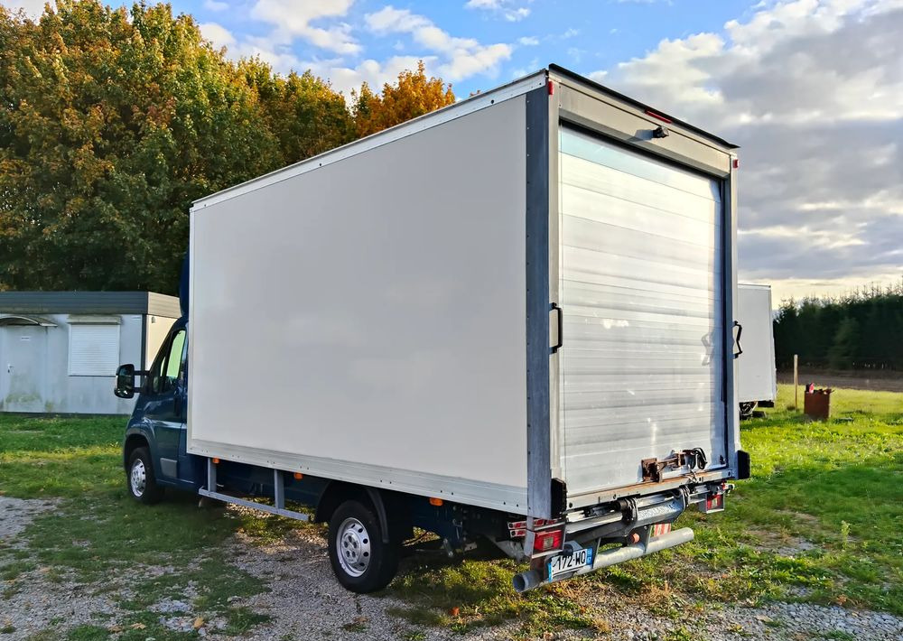Fiat Ducato - Furgons ar slēgtā virsbūve: foto 4 Fiat Ducato - Furgons ar slēgtā virsbūve: foto 4
