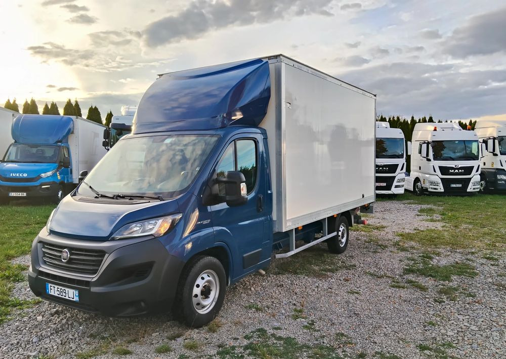 Fiat Ducato - Furgons ar slēgtā virsbūve: foto 1 Fiat Ducato - Furgons ar slēgtā virsbūve: foto 1