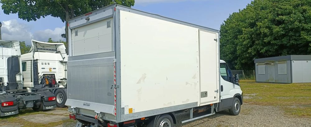 Iveco Daily 35S16 - Furgons ar slēgtā virsbūve: foto 5 Iveco Daily 35S16 - Furgons ar slēgtā virsbūve: foto 5