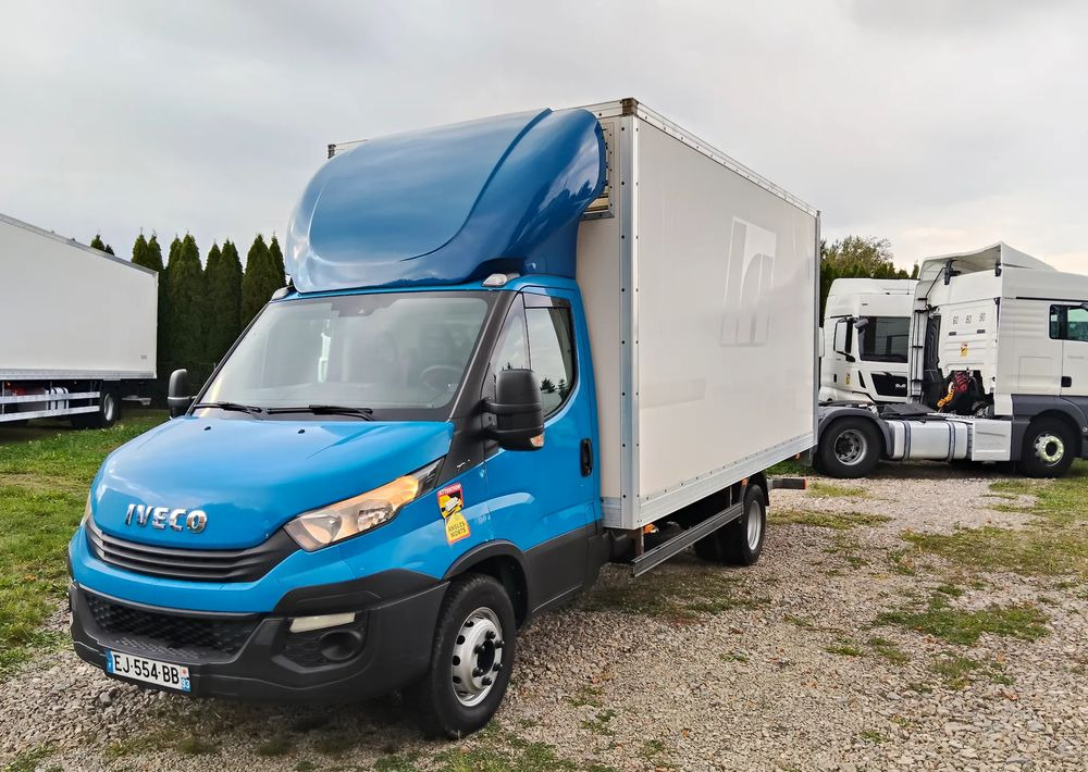 Iveco Daily 70C18 - Kravas automašīna ar slēgto virsbūvi: foto 2 Iveco Daily 70C18 - Kravas automašīna ar slēgto virsbūvi: foto 2