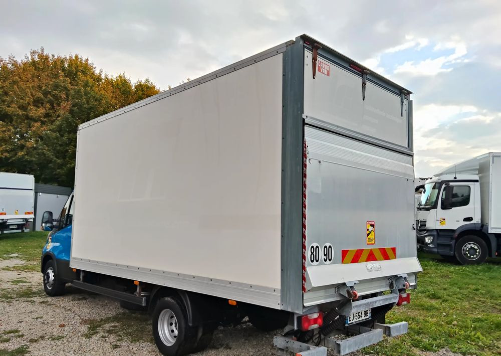 Iveco Daily 70C18 - Kravas automašīna ar slēgto virsbūvi: foto 4 Iveco Daily 70C18 - Kravas automašīna ar slēgto virsbūvi: foto 4