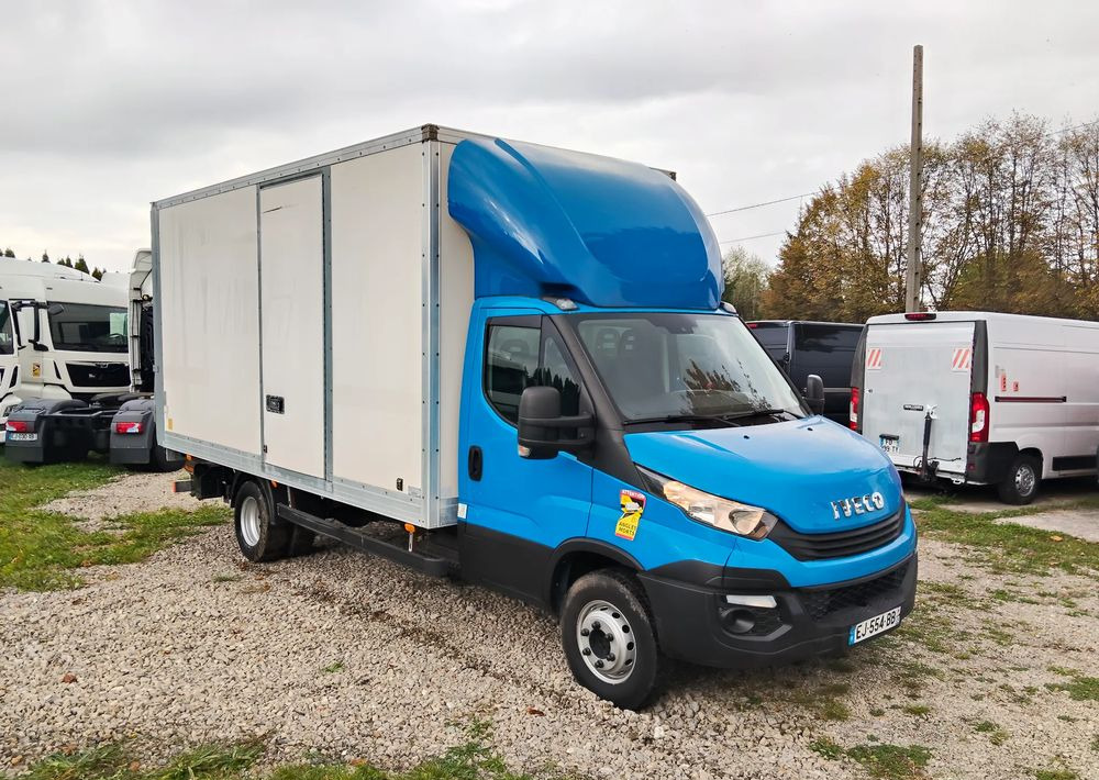 Iveco Daily 70C18 - Kravas automašīna ar slēgto virsbūvi: foto 1 Iveco Daily 70C18 - Kravas automašīna ar slēgto virsbūvi: foto 1