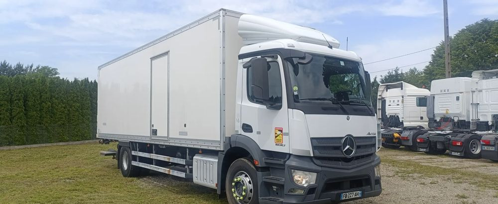 Mercedes-Benz Antos - Kravas automašīna refrižerators: foto 1 Mercedes-Benz Antos - Kravas automašīna refrižerators: foto 1