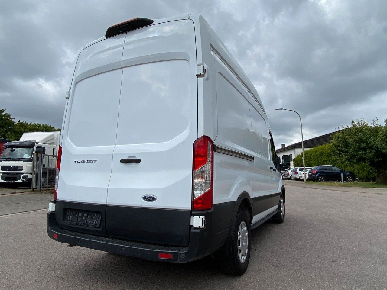 Ford Transit 350 L2 Trend Werkstattausbau - Kravas mikroautobuss: foto 5 Ford Transit 350 L2 Trend Werkstattausbau - Kravas mikroautobuss: foto 5