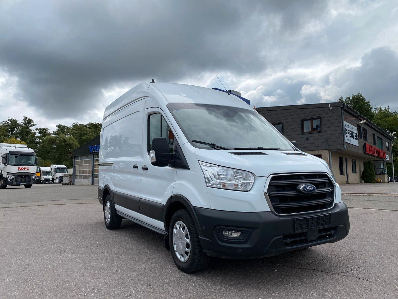 Ford Transit 350 L2 Trend Werkstattausbau - Kravas mikroautobuss: foto 2 Ford Transit 350 L2 Trend Werkstattausbau - Kravas mikroautobuss: foto 2