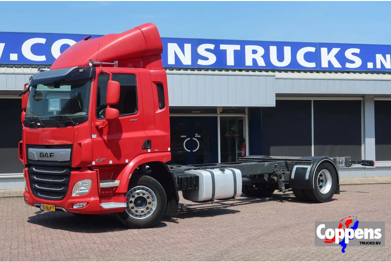 DAF CF 290 FA Chassis Euro 6 - Šasija kravas automašīna: foto 1 DAF CF 290 FA Chassis Euro 6 - Šasija kravas automašīna: foto 1