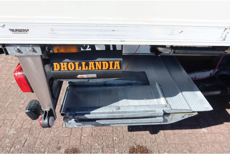 DAF CF 300 Koel/Vries Carrier iceland + Dhollandia 2500KG klep trenn wand - Kravas automašīna refrižerators: foto 4 DAF CF 300 Koel/Vries Carrier iceland + Dhollandia 2500KG klep trenn wand - Kravas automašīna refrižerators: foto 4