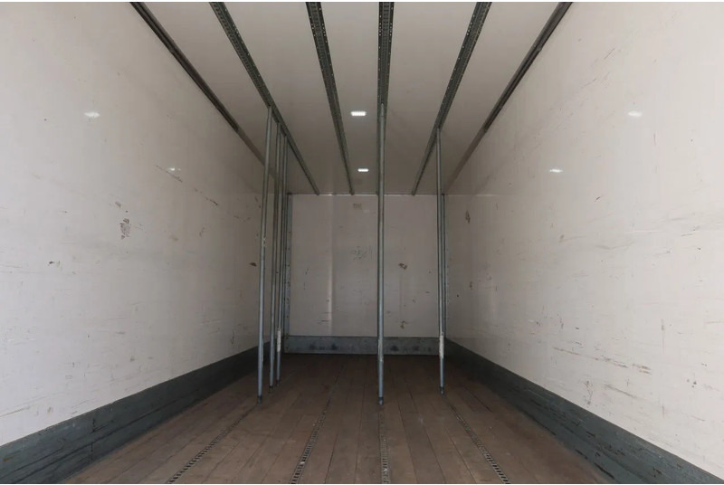 DAF CF 340 FAN 6X2 Bakwagen + Klep 2500 KG - Kravas automašīna ar slēgto virsbūvi: foto 4 DAF CF 340 FAN 6X2 Bakwagen + Klep 2500 KG - Kravas automašīna ar slēgto virsbūvi: foto 4