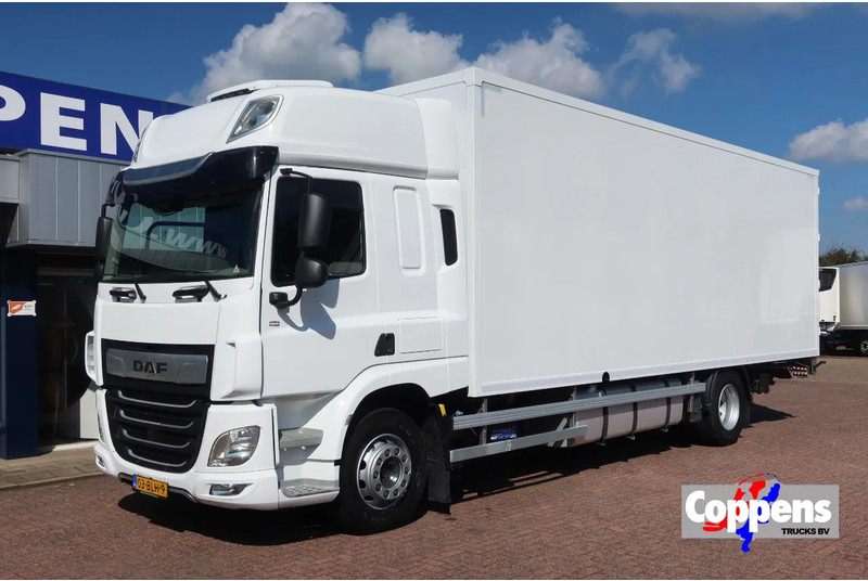 DAF CF 410 Bak+Klep Dhollandia 2.000 kg Slaapcabine - Kravas automašīna ar slēgto virsbūvi: foto 1 DAF CF 410 Bak+Klep Dhollandia 2.000 kg Slaapcabine - Kravas automašīna ar slēgto virsbūvi: foto 1