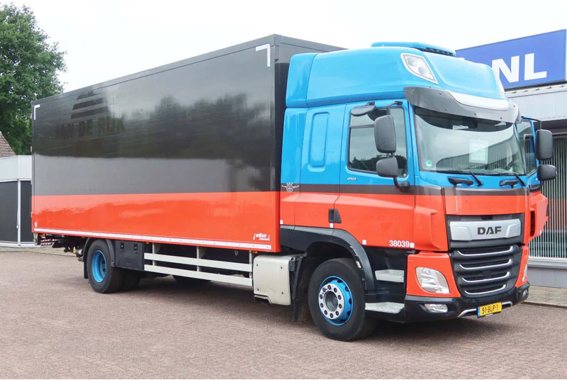 DAF CF 410 Bakwagen + Onderschuif klep - Kravas automašīna ar slēgto virsbūvi: foto 2 DAF CF 410 Bakwagen + Onderschuif klep - Kravas automašīna ar slēgto virsbūvi: foto 2