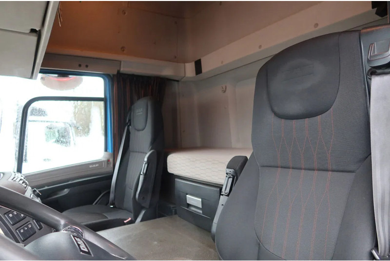 DAF CF 410 Bakwagen+Trailer met klep 2.000 kg. 6 Stuks in voorraad. Price 49.500,-- euro netto. - Kravas automašīna ar slēgto virsbūvi: foto 5 DAF CF 410 Bakwagen+Trailer met klep 2.000 kg. 6 Stuks in voorraad. Price 49.500,-- euro netto. - Kravas automašīna ar slēgto virsbūvi: foto 5