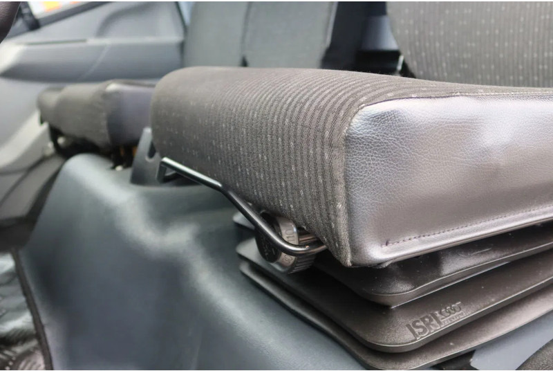 Kravas automašīna ar slēgto virsbūvi FUSO Canter Mistubishi Canter 7C18: foto 5