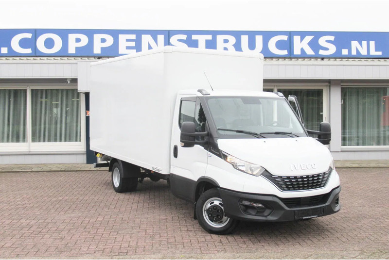 Iveco Daily 35C16 Bak+Klep Automaat Laadklep Airco Camera - Furgons ar slēgtā virsbūve: foto 2 Iveco Daily 35C16 Bak+Klep Automaat Laadklep Airco Camera - Furgons ar slēgtā virsbūve: foto 2