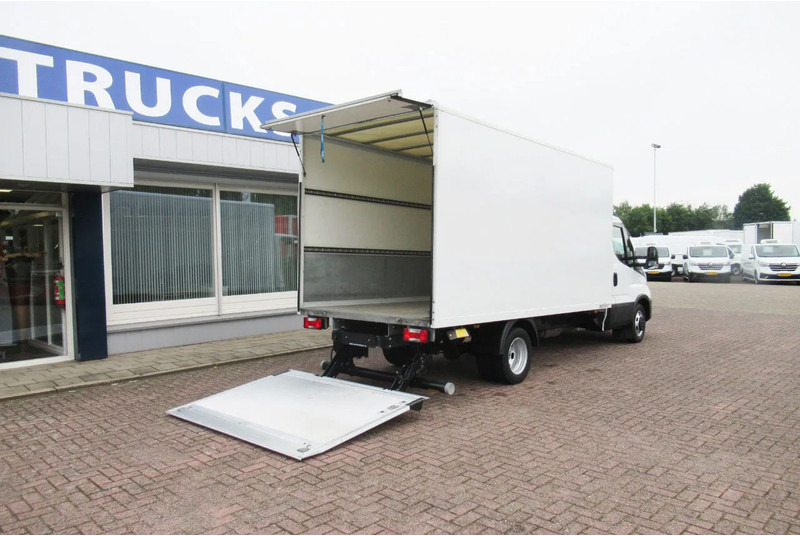 Iveco Daily 35C16 Bak+Klep Automaat Laadklep Airco Camera - Furgons ar slēgtā virsbūve: foto 3 Iveco Daily 35C16 Bak+Klep Automaat Laadklep Airco Camera - Furgons ar slēgtā virsbūve: foto 3