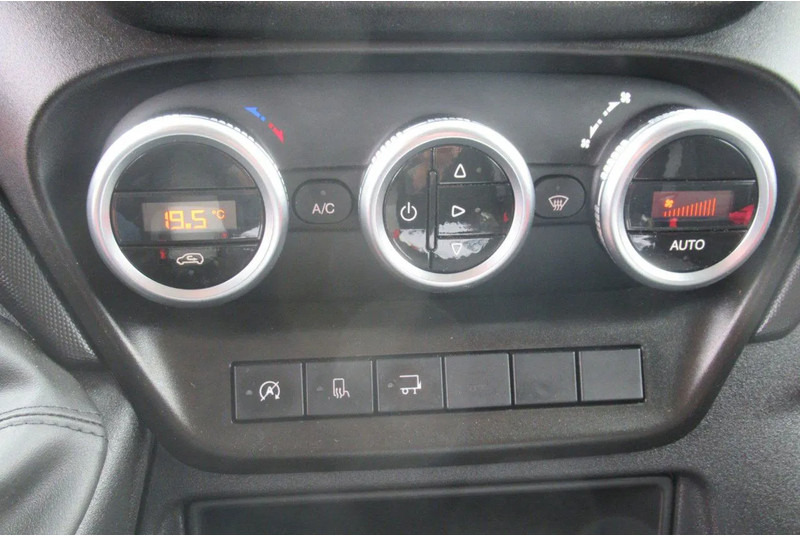 Furgons ar slēgtā virsbūve Iveco Daily 35C16 Bak + klep: foto 8