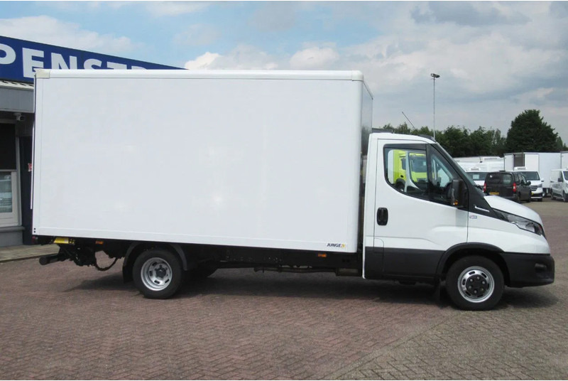 Furgons ar slēgtā virsbūve Iveco Daily 35C16 Bak + klep: foto 16