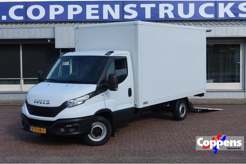 Iveco Daily 35S16 Bakwagen + Laadklep 750kg - Furgons ar slēgtā virsbūve: foto 1 Iveco Daily 35S16 Bakwagen + Laadklep 750kg - Furgons ar slēgtā virsbūve: foto 1