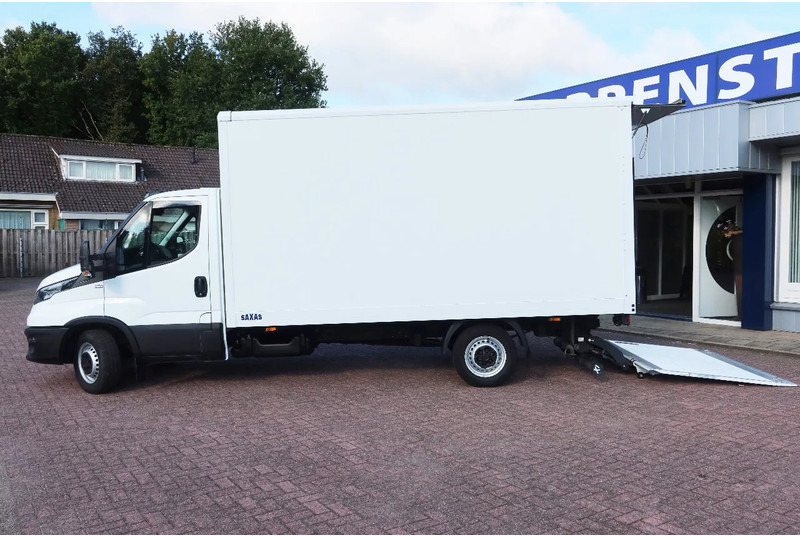 Iveco Daily 35S16 Bakwagen + Laadklep 750kg - Furgons ar slēgtā virsbūve: foto 2 Iveco Daily 35S16 Bakwagen + Laadklep 750kg - Furgons ar slēgtā virsbūve: foto 2