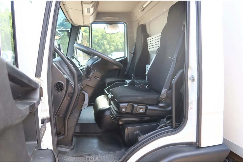 Iveco EuroCargo 120 El 210L Carrier Supra 850 MT Koel/Vries+Klep Bitemp met verplaatsbare wand - Kravas automašīna refrižerators: foto 5 Iveco EuroCargo 120 El 210L Carrier Supra 850 MT Koel/Vries+Klep Bitemp met verplaatsbare wand - Kravas automašīna refrižerators: foto 5