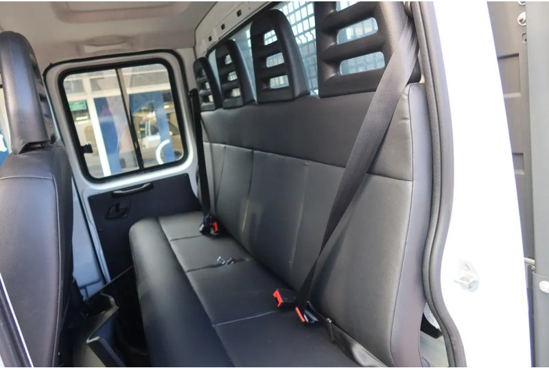 Iveco Daily 35C16 HI Matic Dubbele cabine open 7 persoons uitvoering. Dubbel lucht achter as. 3.0 L motor - Komercauto, Kravas-pasažieru furgons: foto 5 Iveco Daily 35C16 HI Matic Dubbele cabine open 7 persoons uitvoering. Dubbel lucht achter as. 3.0 L motor - Komercauto, Kravas-pasažieru furgons: foto 5