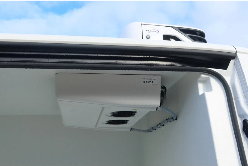 MAN TGE 50.160 Koel/Vries/Verwarmen + nachtaansluiting Carrier Xarios 350 L4/H2 automaat. Dubbel lucht. - Komercauto refrižerators: foto 4 MAN TGE 50.160 Koel/Vries/Verwarmen + nachtaansluiting Carrier Xarios 350 L4/H2 automaat. Dubbel lucht. - Komercauto refrižerators: foto 4