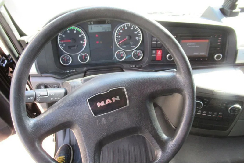 Kravas automašīna ar slēgto virsbūvi MAN TGM 15.250 Bak + klep E6: foto 8