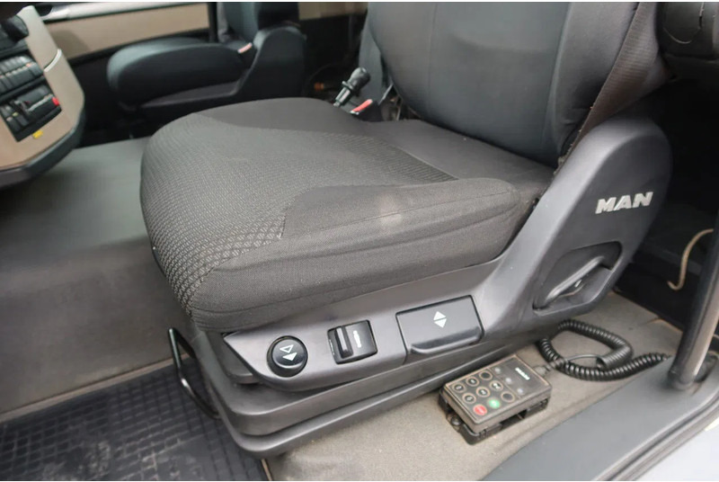 MAN TGS 35.360 Kraanwagen + oprijwagen Hiab 228 E3 - Kravas auto ar manipulatoru: foto 5 MAN TGS 35.360 Kraanwagen + oprijwagen Hiab 228 E3 - Kravas auto ar manipulatoru: foto 5