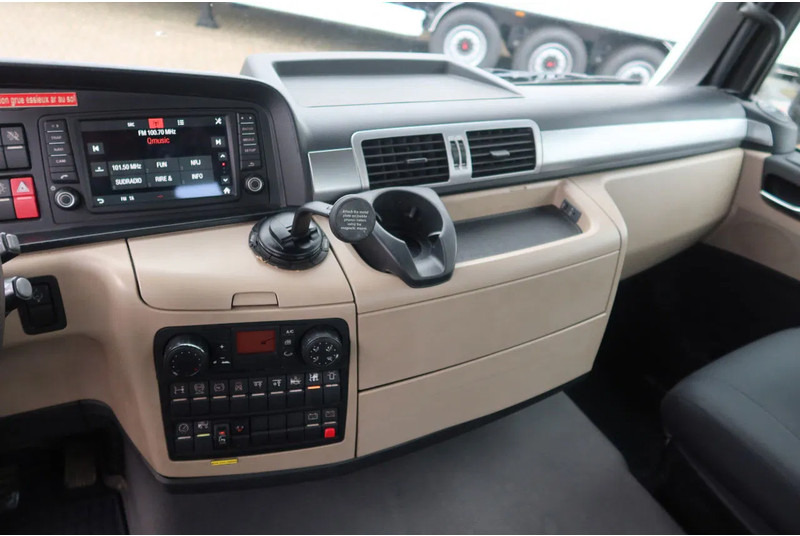 MAN TGS 35.360 Oprijwagen + HIAB 228 E3 Kraan 8x2 - Autovedējs: foto 5 MAN TGS 35.360 Oprijwagen + HIAB 228 E3 Kraan 8x2 - Autovedējs: foto 5