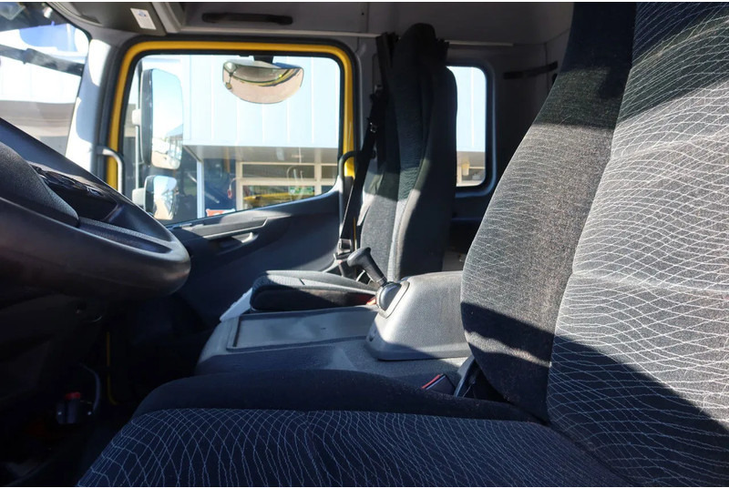 Mercedes-Benz Atego 1221 1221 L Takel wagen 6 Persoons - Auto evakuators: foto 5 Mercedes-Benz Atego 1221 1221 L Takel wagen 6 Persoons - Auto evakuators: foto 5