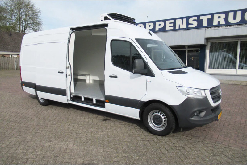 Mercedes-Benz Sprinter 314 CDI Koel/Vries/ verwarmen 220 volt nachtaansluiting - Komercauto refrižerators: foto 2 Mercedes-Benz Sprinter 314 CDI Koel/Vries/ verwarmen 220 volt nachtaansluiting - Komercauto refrižerators: foto 2