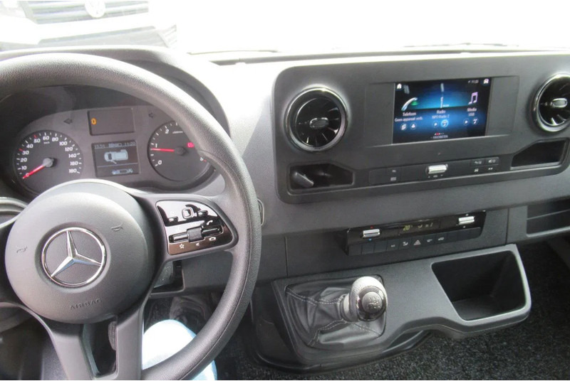 Mercedes-Benz Sprinter 317 CDI Koel / Vries/ verwarmen Carrier Xarios 350 + 220 volt nacht stekkerL2/H2 - Komercauto refrižerators: foto 5 Mercedes-Benz Sprinter 317 CDI Koel / Vries/ verwarmen Carrier Xarios 350 + 220 volt nacht stekkerL2/H2 - Komercauto refrižerators: foto 5