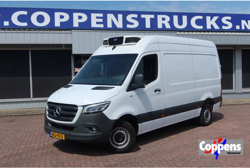 Mercedes-Benz Sprinter 317 Koel/Vries L2/H2 220 Volt stekker - Komercauto refrižerators: foto 1 Mercedes-Benz Sprinter 317 Koel/Vries L2/H2 220 Volt stekker - Komercauto refrižerators: foto 1